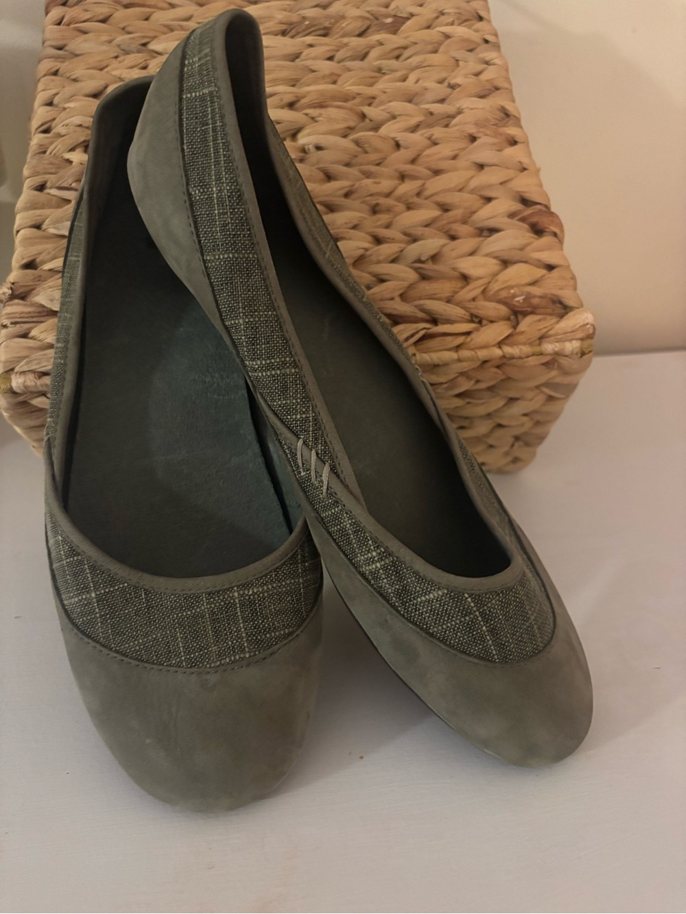 Patagonia Maha Breathe Green Mesh Suede Ballet Flats Women’s Sz 10